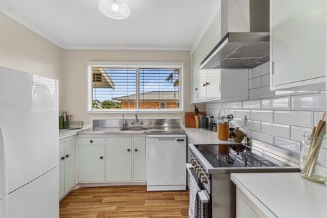 Photo of property in 31 Poaka Avenue, Dinsdale, Hamilton, 3204