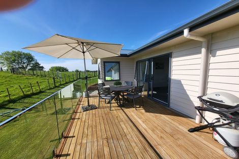 Photo of property in 1 Watts Street, Waipawa, 4210