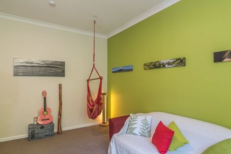 Photo of property in 38a Gavin Road, Raumati Beach, Paraparaumu, 5032