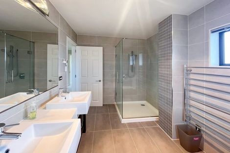 Photo of property in 32 Kilkelly Avenue, Pinehill, Auckland, 0632