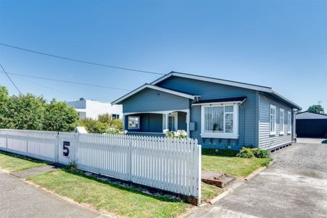 Photo of property in 5 Francis Drake Street, Waipukurau, 4200