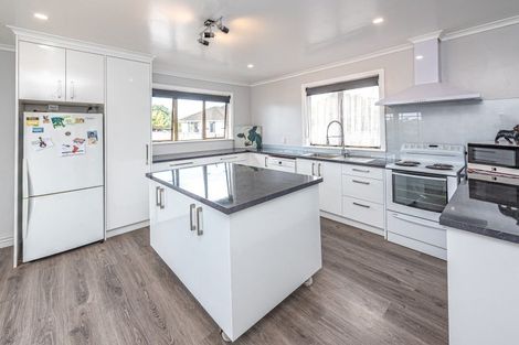 Photo of property in 87 Carlton Avenue, Tawhero, Whanganui, 4501