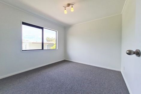 Photo of property in 2/8 Olive Crescent, Papatoetoe, Auckland, 2025