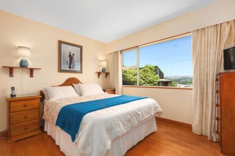 Photo of property in 10 The Track, Plimmerton, Porirua, 5026