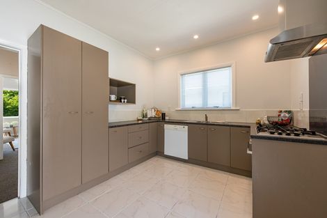 Photo of property in 349 Main Road, Tawa, Wellington, 5028