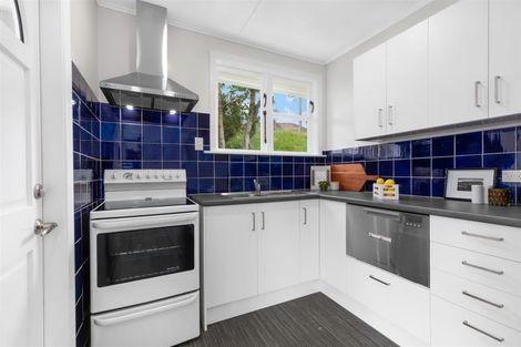 Photo of property in 107 Hampshire Street, Cannons Creek, Porirua, 5024