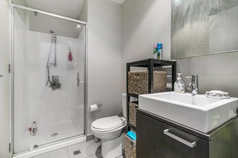 Photo of property in Shoal Haven Apartments, 106c/130 Anzac Street, Takapuna, Auckland, 0622