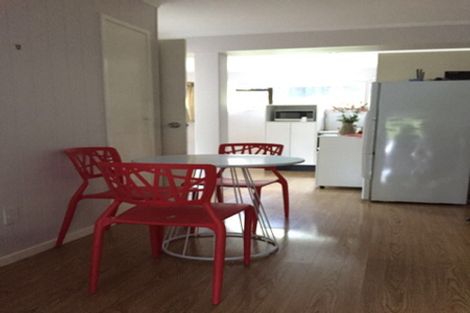 Photo of property in 14 Sandiacre Way, Browns Bay, Auckland, 0630