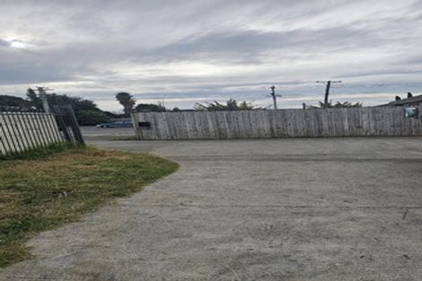 Photo of property in 4 Plunket Avenue, Papatoetoe, Auckland, 2104