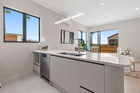 Photo of property in 30 Biokovo Street, Massey, Auckland, 0614