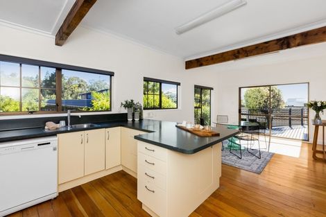 Photo of property in 25 Enfield Road, Hospital Hill, Napier, 4110