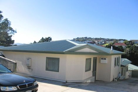 Photo of property in 4/99 Moorefield Road, Johnsonville, Wellington, 6037