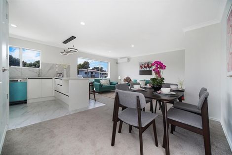 Photo of property in 2/10 Woodvale Road, Glen Eden, Auckland, 0602