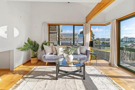 Photo of property in 13a Percy Road, Papamoa Beach, Papamoa, 3118