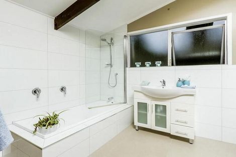 Photo of property in 43b Swann Beach Road, Stanmore Bay, Whangaparaoa, 0932