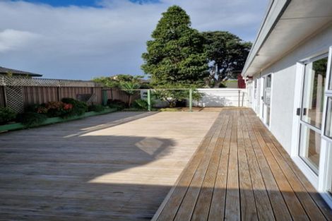 Photo of property in 4 Kowhatu Road, One Tree Hill, Auckland, 1061
