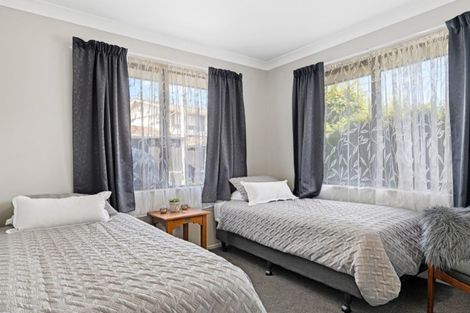 Photo of property in 17 Wairakei Road, Strowan, Christchurch, 8052