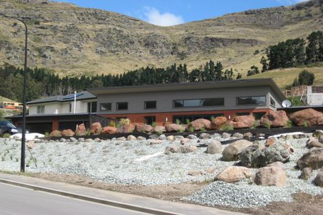 Photo of property in 12 Morgans Valley, Heathcote Valley, Christchurch, 8022