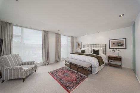 Photo of property in 12 Holly Road, St Albans, Christchurch, 8014