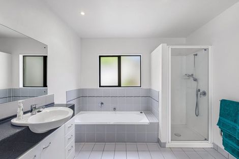 Photo of property in 41e Salisbury Road, Birkdale, Auckland, 0626