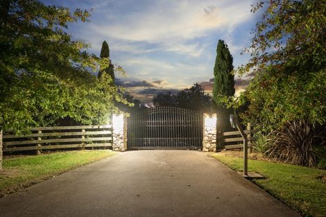 Photo of property in 23 Oak Valley Road, Dairy Flat, Albany, 0792