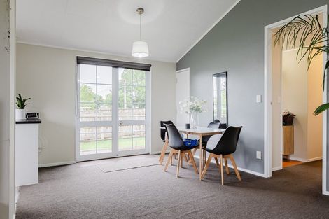 Photo of property in 15 Ranfurly Road, Feilding, 4702