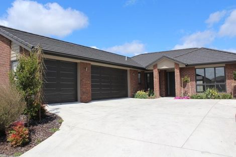 Photo of property in 7 Trauzer Place, Flagstaff, Hamilton, 3210