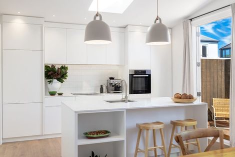 Photo of property in 54 Hawkesbury Avenue, St Albans, Christchurch, 8014