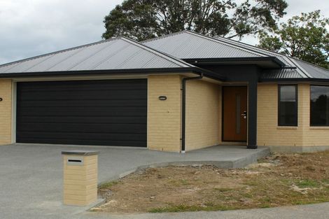 Photo of property in 3 Angus Place, Carterton, 5713