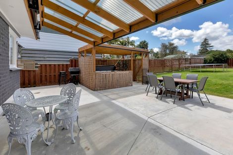 Photo of property in 18 Parkland Crescent, Te Kamo, Whangarei, 0112