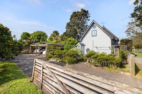 Photo of property in 79 George Crescent, Buckland, Pukekohe, 2677