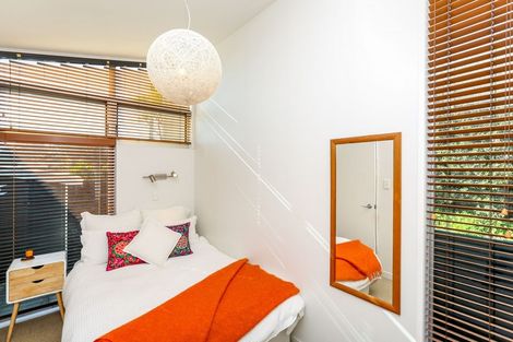 Photo of property in 93 Messenger Terrace, Oakura, 4314