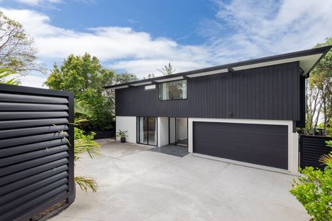 Photo of property in 205 Beach Road, Campbells Bay, Auckland, 0630