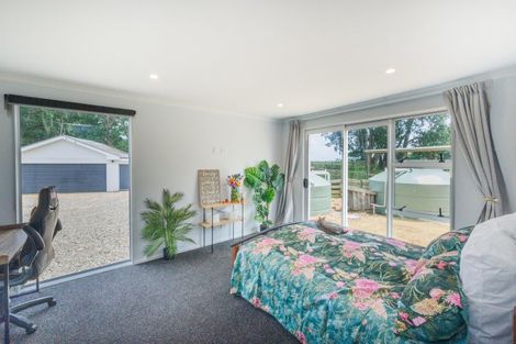 Photo of property in 78 Tamatarau Road, Tokomaru, Palmerston North, 4474