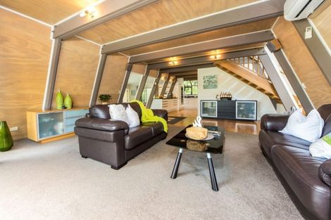 Photo of property in 75 Park Hill Road, Birkenhead, Auckland, 0626