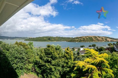 Photo of property in 8 Annan Grove, Papakowhai, Porirua, 5024