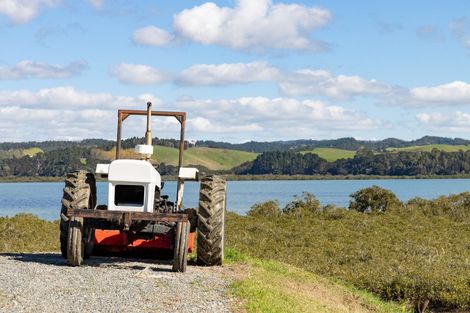 Photo of property in 68 Goodall Road, Snells Beach, 0920