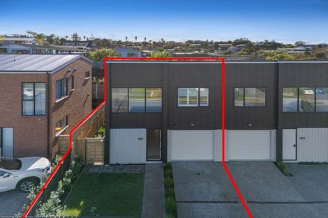 Photo of property in 28b Kukuwai Avenue, Red Beach, 0932