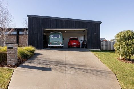 Photo of property in 22 Stingray Drive, Omokoroa, 3114