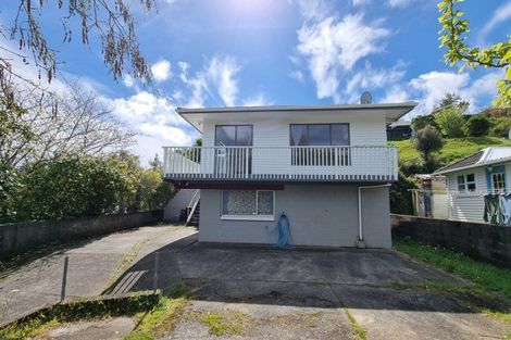Photo of property in 13 Morrison Grove, Stokes Valley, Lower Hutt, 5019