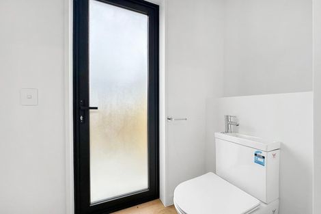 Photo of property in 4/22 Frederick Street, Waltham, Christchurch, 8011