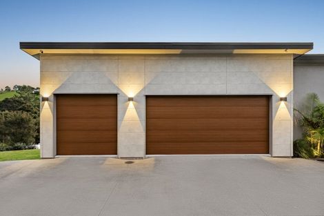 Photo of property in 73 Warman Road, Okura, Albany, 0792