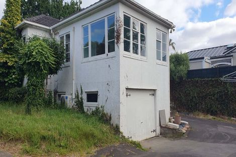 Photo of property in 16 Sale Street, Cockle Bay, Auckland, 2014