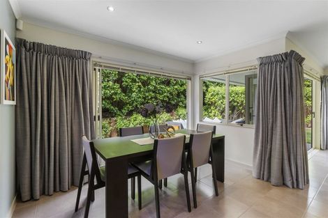 Photo of property in 7 Tranquility Rise, Mellons Bay, Auckland, 2014