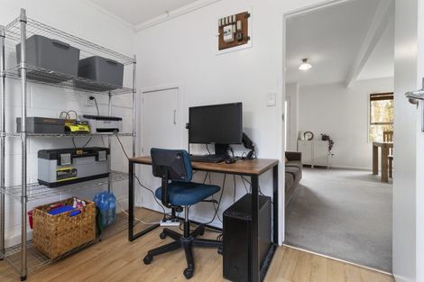 Photo of property in 1/12 Steen Place, Mangere Bridge, Auckland, 2022