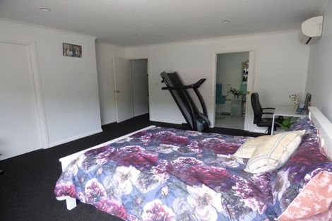 Photo of property in 164 Newlands Road, Newlands, Wellington, 6037