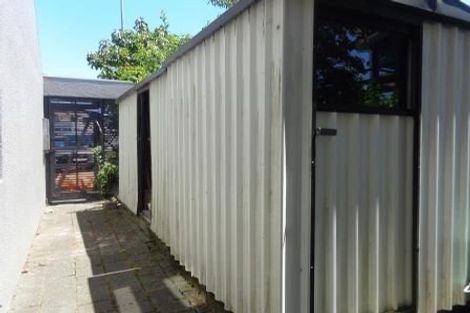 Photo of property in 18 Marina View Drive, West Harbour, Auckland, 0618