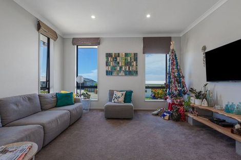 Photo of property in 31 Eagles Way, Cable Bay, 0420