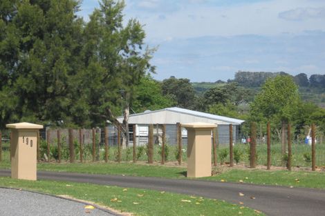 Photo of property in 190 Tanners Point Road, Tanners Point, Katikati, 3177