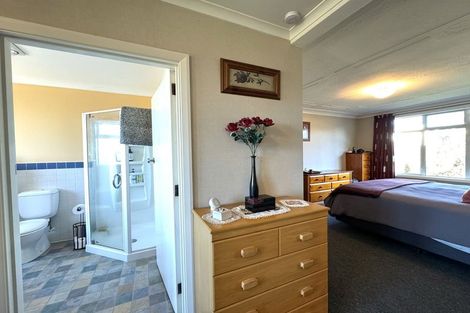 Photo of property in 17 Naish Street, Balclutha, 9230